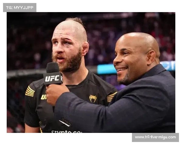 UFC320赛后数据揭示普罗哈兹卡重击数占优力压朗特里夺胜焦点