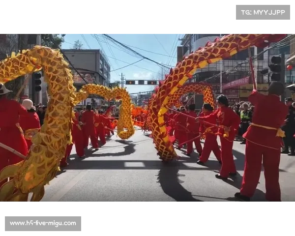 中国隆昌骑行乐游大会吸引1200名选手，融合羊肉汤宴与非遗体验